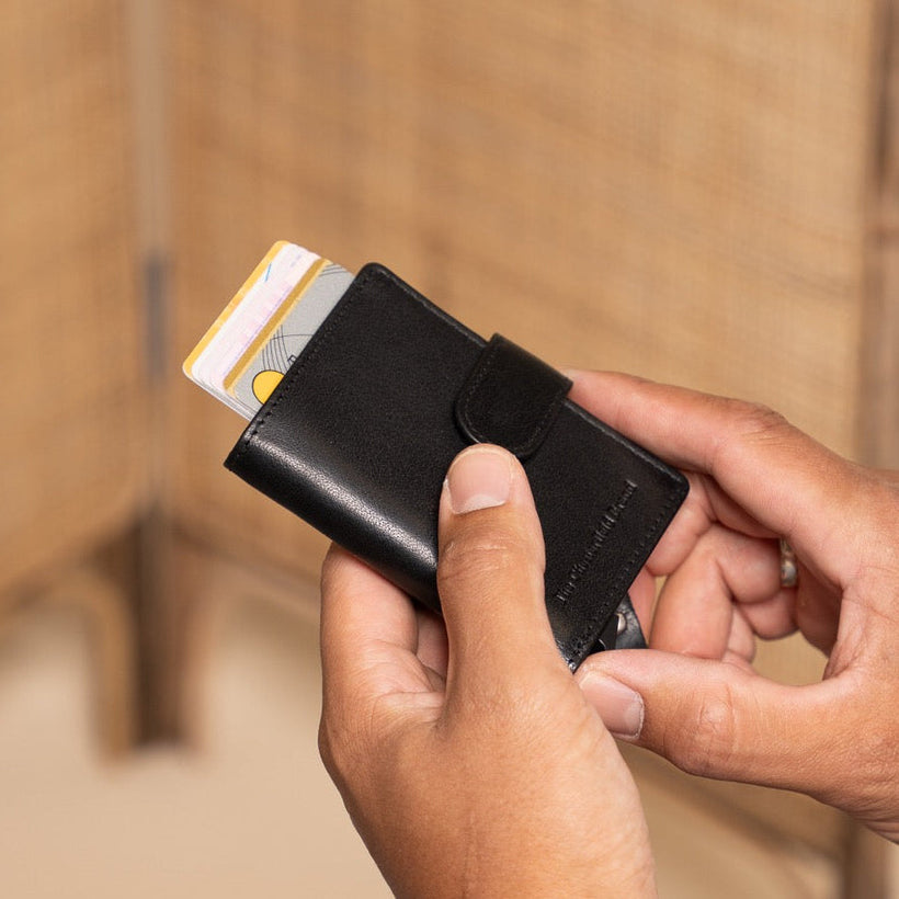 Prague Full-Grain Leather Card Holder レディース