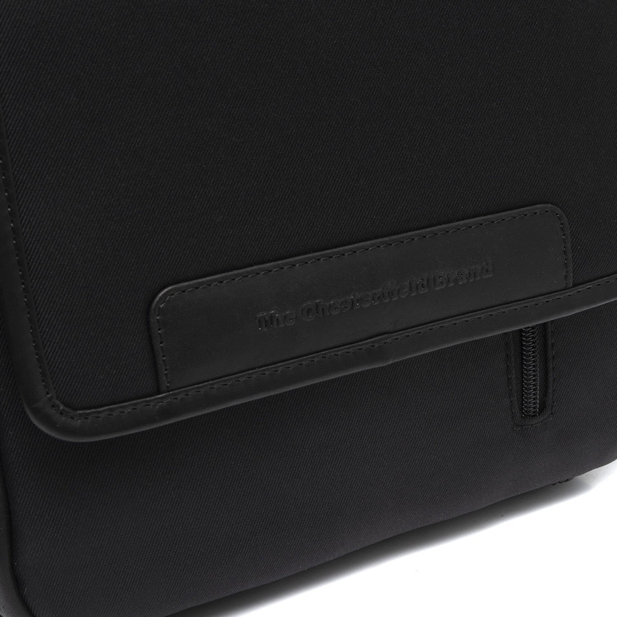 
内側ライニングビュー Showing Dedicated Padded Laptop Sleeve & Multi-Compartment Organization