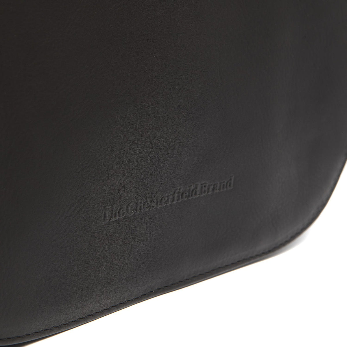 Solid Antique Brass Hardware &amp; Heavy-Duty Dual Zipper Detail on Millie Full-Grain Leather Crossbody Bag レディース