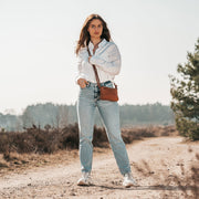Salerno Full-Grain Leather Crossbody Bag レディース – alternate product view 3