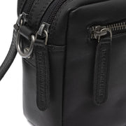 Samui Full-Grain Leather Crossbody Bag レディース - Structured Side Profile Showing Gusset Depth &amp; Expansion Capacity