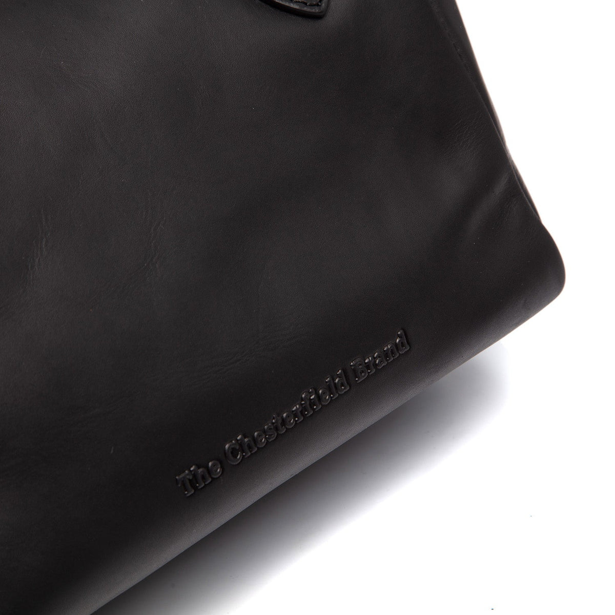 Chili フルグレインレザー Handbag - 袖の立体カッティングと洗練されたテーパードフィットを見せる側面ビュー