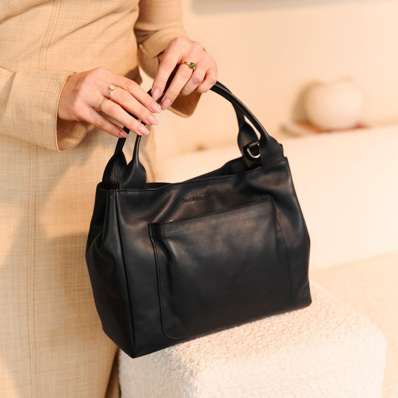 Tenara Full-Grain Leather Handbag レディース