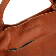 Tenara Full-Grain Leather Handbag レディース – alternate product view 2