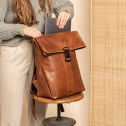 Savona Full-Grain Leather Laptop Backpack レディース – alternate product view 3