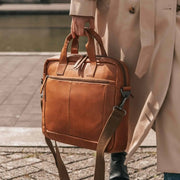 Calvi Full-Grain Leather Laptop Bag レディース – alternate product view 2