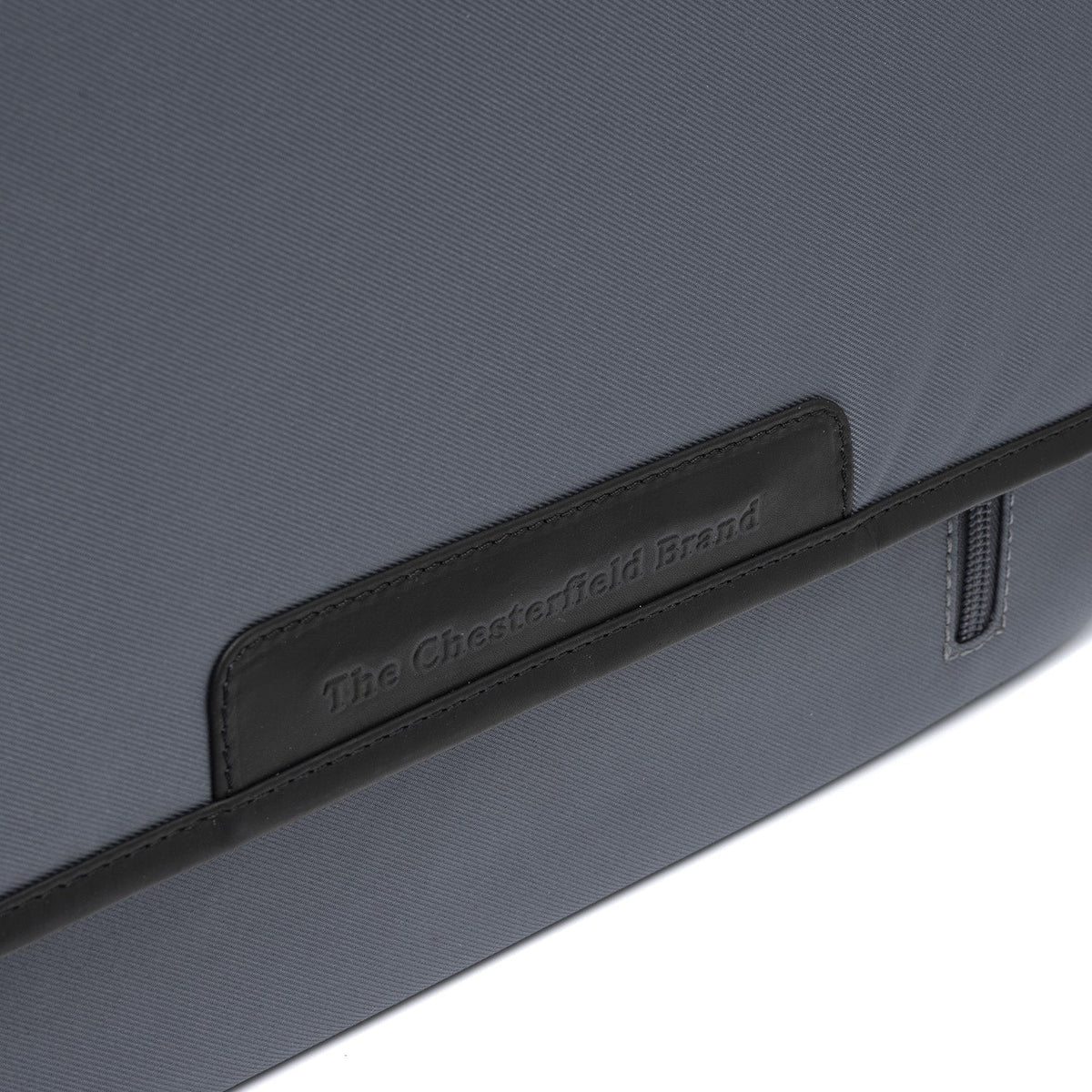 
内側ライニングビュー Showing Dedicated Padded Laptop Sleeve & Multi-Compartment Organization