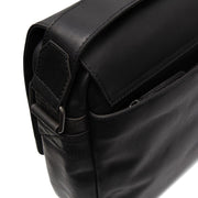 Solid Antique Brass Hardware &amp; Heavy-Duty Dual Zipper Detail on Richard Full-Grain Leather Laptop Bag メンズ