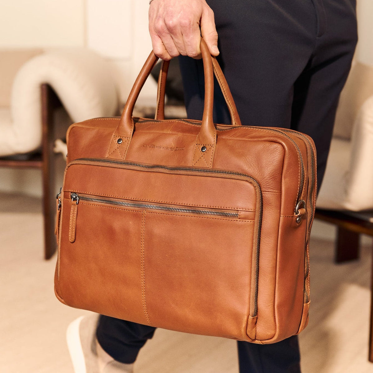 Tacama Full-Grain Leather Laptop Bag レディース – alternate product view 2