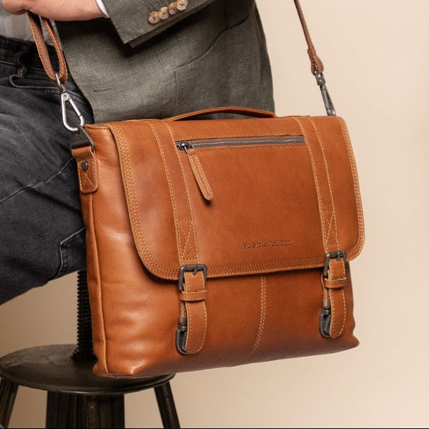 Veneto Full-Grain Leather Laptop Bag レディース