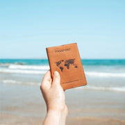 Leather Passport Case レディース – alternate product view 2