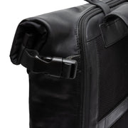 Solid Antique Brass Hardware &amp; Heavy-Duty Dual Zipper Detail on Bornholm フルグレインレザー Roll-top Backpack