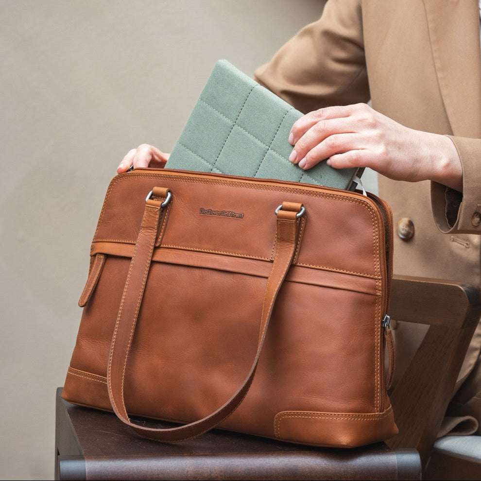 Branson Full-Grain Leather Shoulder Bag レディース – alternate product view 2