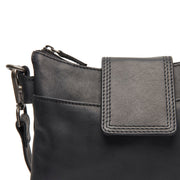 
Classic 100% Full-Grain leather Bag - 補強レザーストラップと丁寧な縫製が際立つ背面ビュー