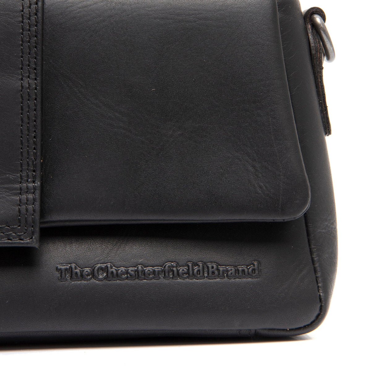 Solid Antique Brass Hardware &amp; Heavy-Duty Dual Zipper Detail on Clifden Full-Grain Leather Shoulder Bag レディース