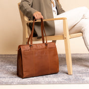
Fidenza フルグレインレザー ショルダーバッグ – alternate product view 3