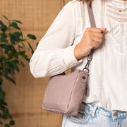 Irving Full-Grain Leather Shoulder Bag レディース – alternate product view 3