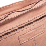 
内側ライニングビュー Showing Dedicated Padded Laptop Sleeve & Multi-Compartment Organization