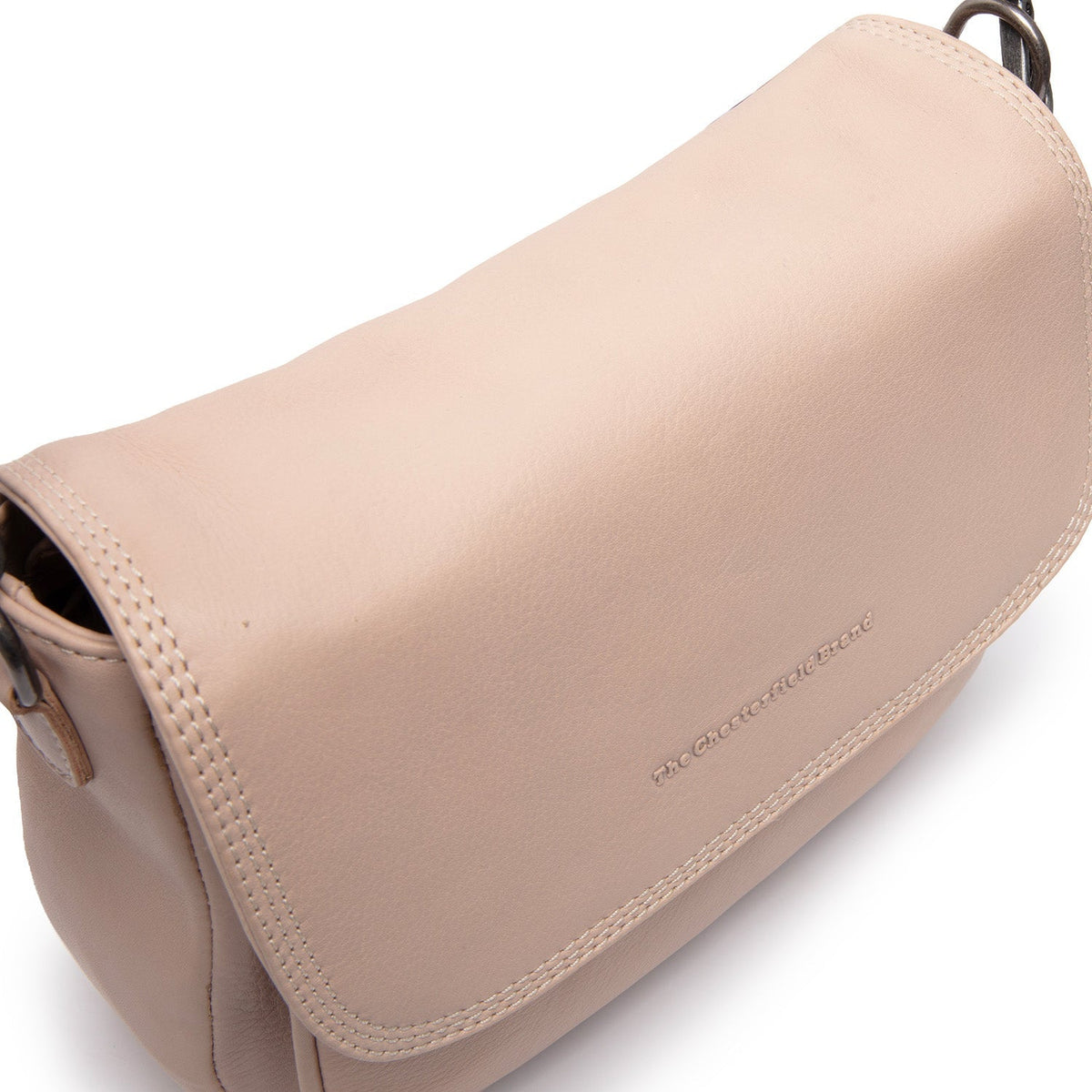 Solid Antique Brass Hardware &amp; Heavy-Duty Dual Zipper Detail on Miloa Full-Grain Leather Shoulder Bag レディース