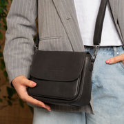 Miloa Full-Grain Leather Shoulder Bag レディース – alternate product view 3