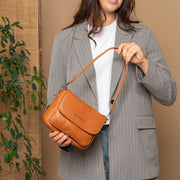 Miloa Full-Grain Leather Shoulder Bag レディース – alternate product view 3