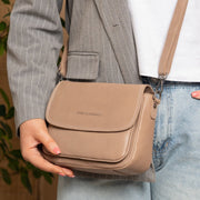 Miloa Full-Grain Leather Shoulder Bag レディース – alternate product view 2