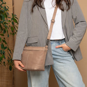 
Zarita フルグレインレザー ショルダーバッグ – alternate product view 3