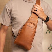 Leather Sling Bag Bowey レディース – alternate product view 3