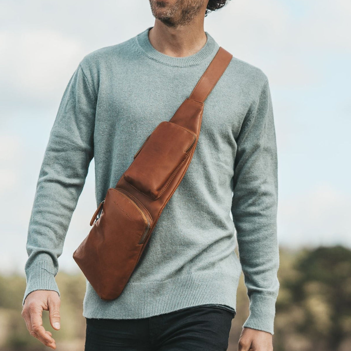 Leather Sling Bag Logan レディース – alternate product view 2