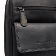 Leather Sling Bag Turelle レディース - Structured Side Profile Showing Gusset Depth &amp; Expansion Capacity