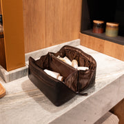 Elmia Full-Grain Leather Toiletry Bag レディース – alternate product view 2