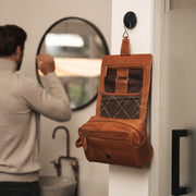 Rosario Full-Grain Leather Toiletry Bag レディース – alternate product view 2