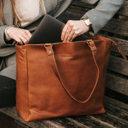 Berlin Full-Grain Leather Tote Bag レディース – alternate product view 2