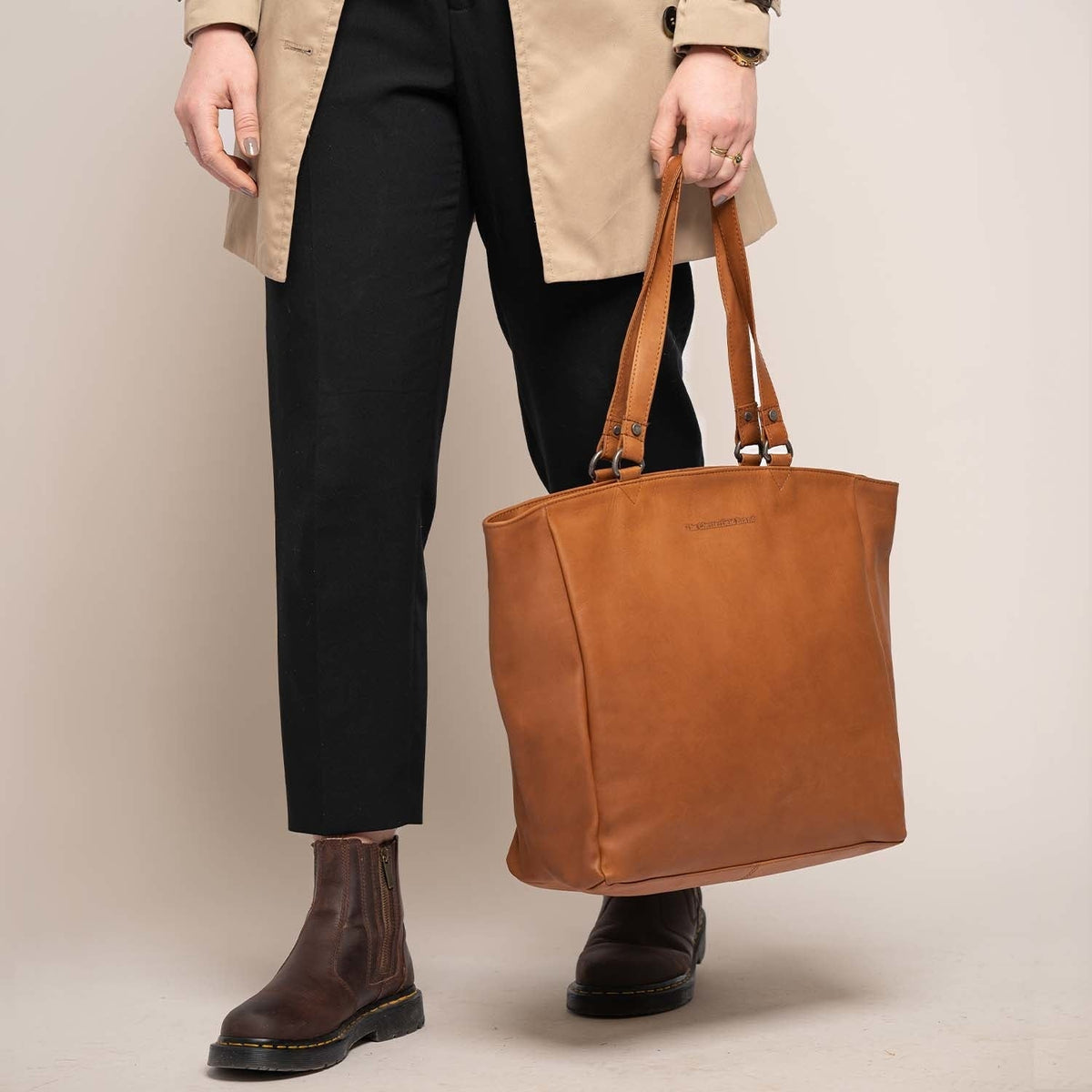 Berlin Full-Grain Leather Tote Bag レディース – alternate product view 3