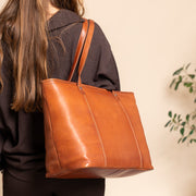 Ferrera Full-Grain Leather Tote Bag レディース – alternate product view 2