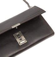 Solid Antique Brass Hardware &amp; Heavy-Duty Dual Zipper Detail on Bora Full-Grain Leather Waiter Wallet レディース