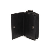 
Everyday Carry Perspective Showing Ergonomic Grab Handle & Strap Comfort