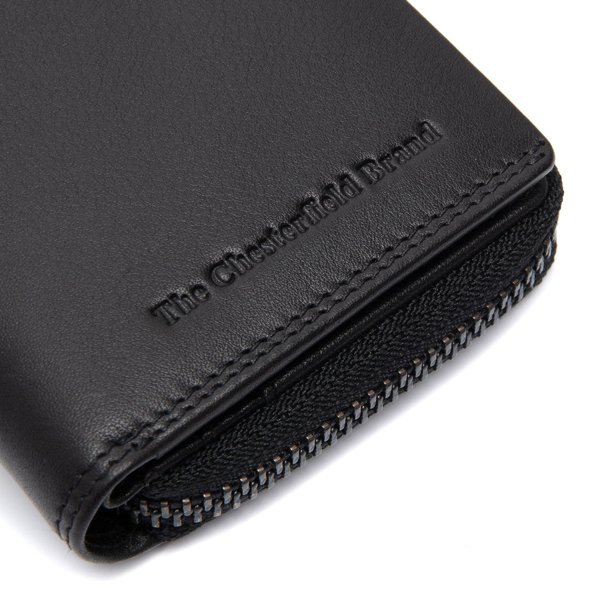 Solid Antique Brass Hardware &amp; Heavy-Duty Dual Zipper Detail on Lenwick Full-Grain Leather Wallet レディース