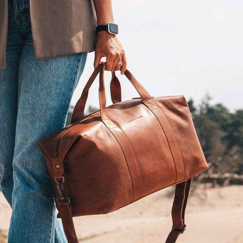 Conor Full-Grain Leather Weekender Bag レディース – alternate product view 2