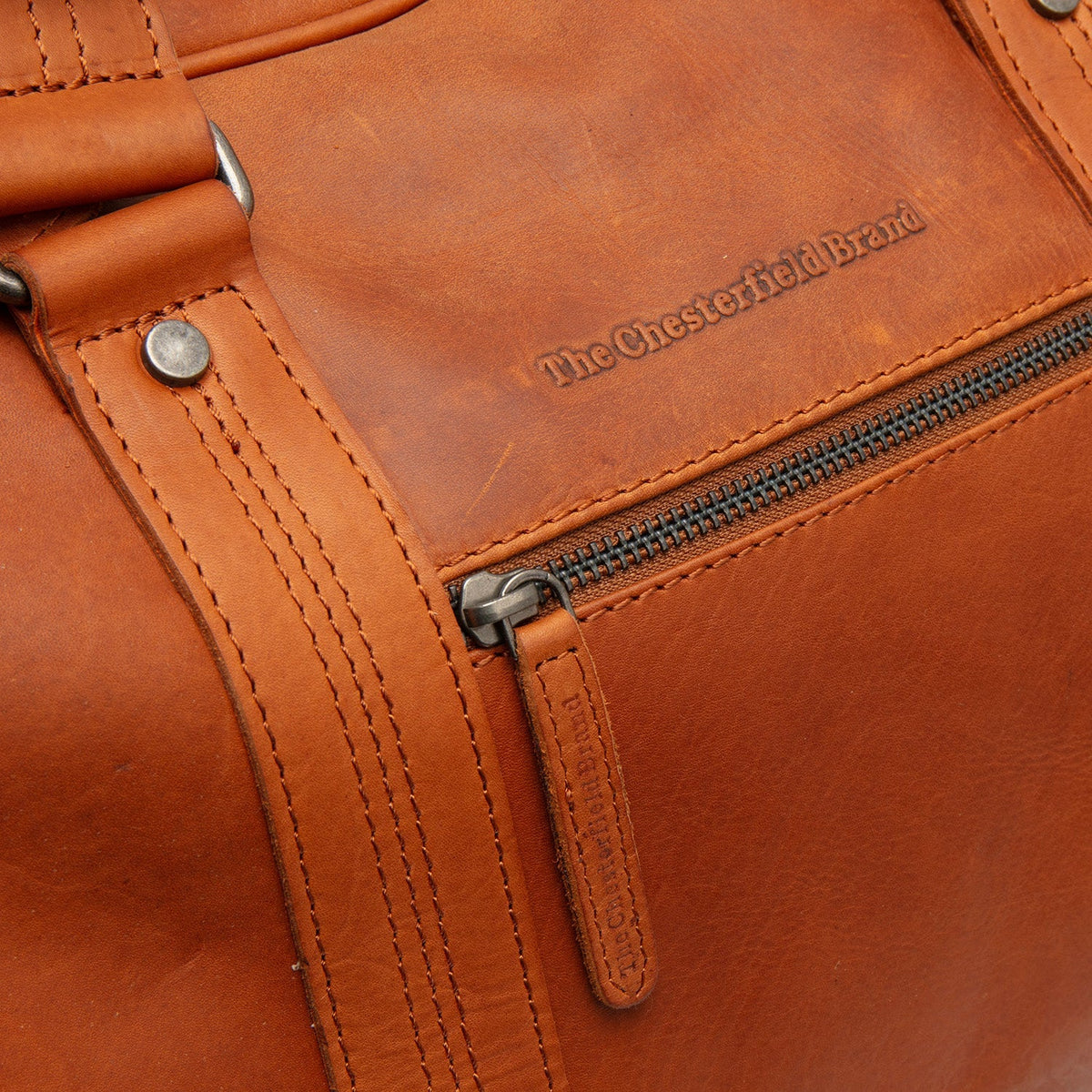 Volenza Full-Grain Leather Weekender Bag レディース – alternate product view 3