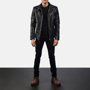 Men's Legacy ブラック レザーライダースジャケット メンズ - Lateral Side Profile View Showing Sleeve Cut &amp; Athletic Taper Fit
