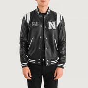 
Liberte New York ブラック Leather Varsity レザージャケット メンズ in Black & White Sheepskin Leather - 正面スタイル＆テーラードシルエット | 公式オンライン通販
