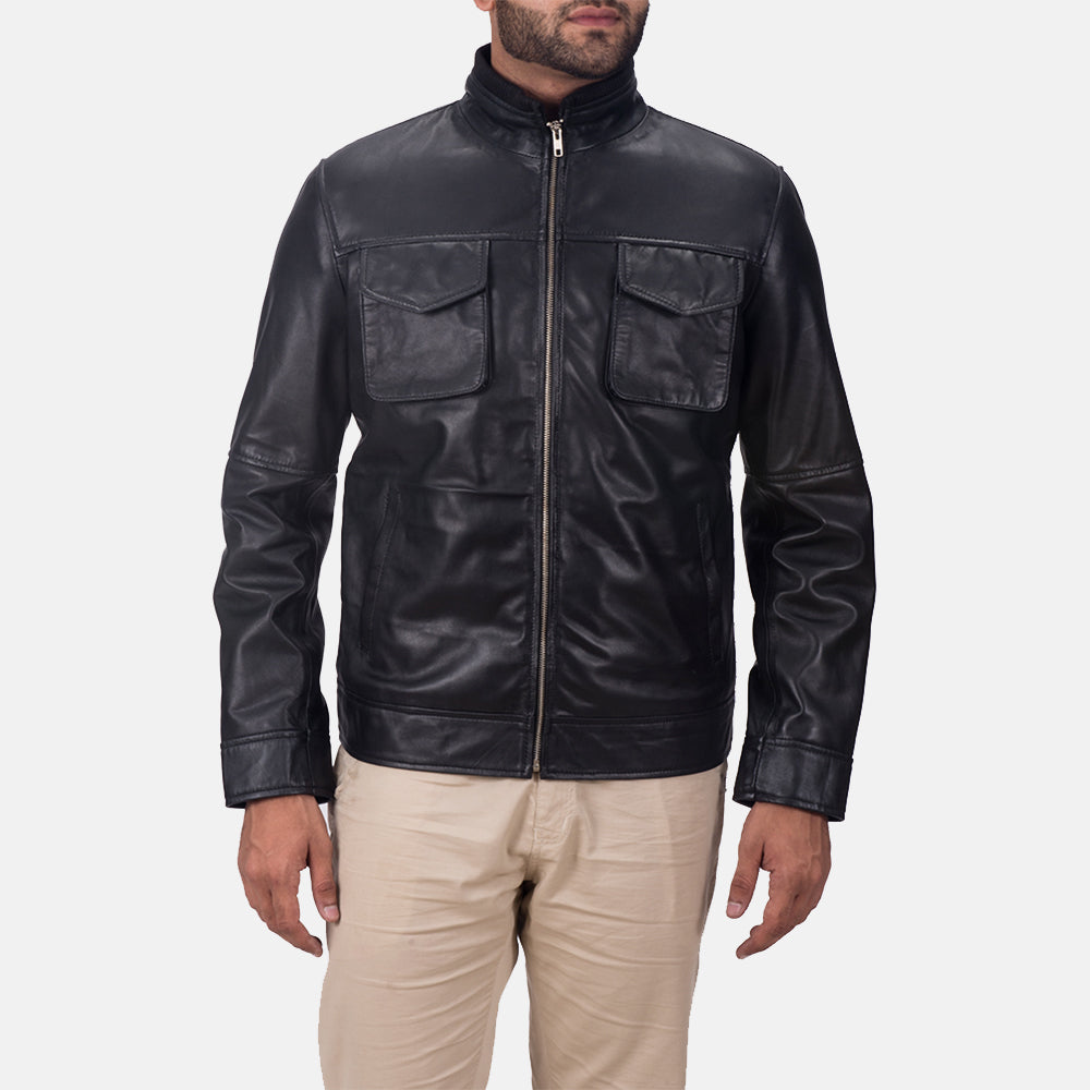 
Maurice ブラック レザージャケット メンズ in Black Sheepskin Leather - 正面スタイル＆テーラードシルエット | 公式オンライン通販