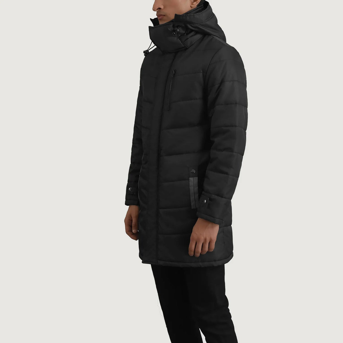 
Black Full-Grain Leather Hooded Jacket - 美しい肩のラインと裾の仕立てが際立つ背面ビュー