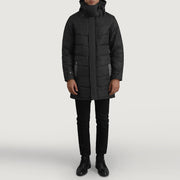
Moore ブラック Hooded Parka メンズ - 袖の立体カッティングと洗練されたテーパードフィットを見せる側面ビュー