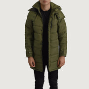 
Moore グリーン Hooded Parka メンズ in Green Full-Grain Leather - 正面スタイル＆テーラードシルエット | 公式オンライン通販