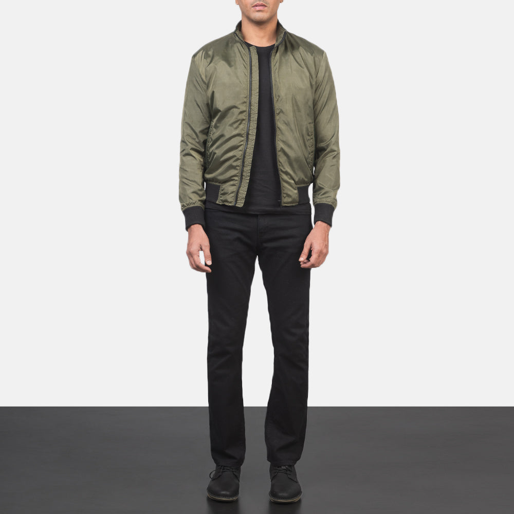 Men's Ramon グリーン レザーボンバージャケット メンズ - Lateral Side Profile View Showing Sleeve Cut &amp; Athletic Taper Fit