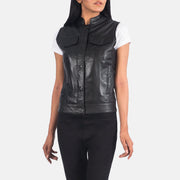 
クローズアップ詳細 of Band & Zipper Hardware on Rayne Moto ブラック レザーベスト レディース