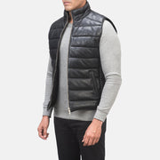
Black Sheepskin leather Vest - 美しい肩のラインと裾の仕立てが際立つ背面ビュー