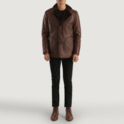 Close-Up Detail of Notch &amp; Button Hardware on Men's Rocky ブラウン Fur レザーコート メンズ